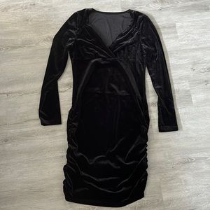 Black Long Sleeve Lightweight Velvet Bodycon Dress
